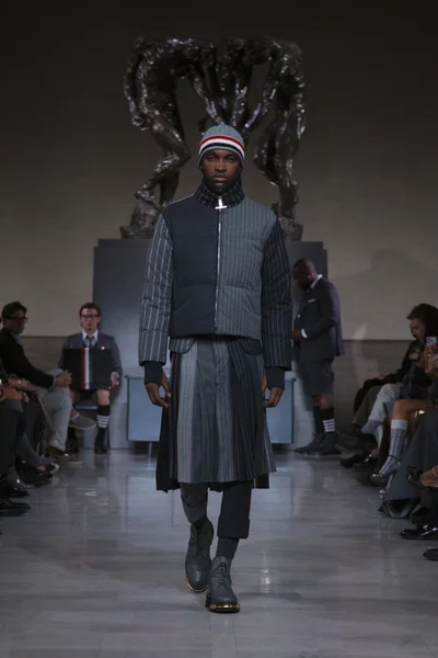 Look 26